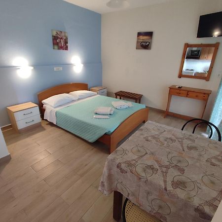 ذيسْخا Villa Avra المظهر الخارجي الصورة